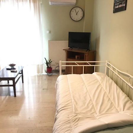 Διαμέρισμα 65 Τμ Στην Καρδιά Της Πόλης Триполі Екстер'єр фото
