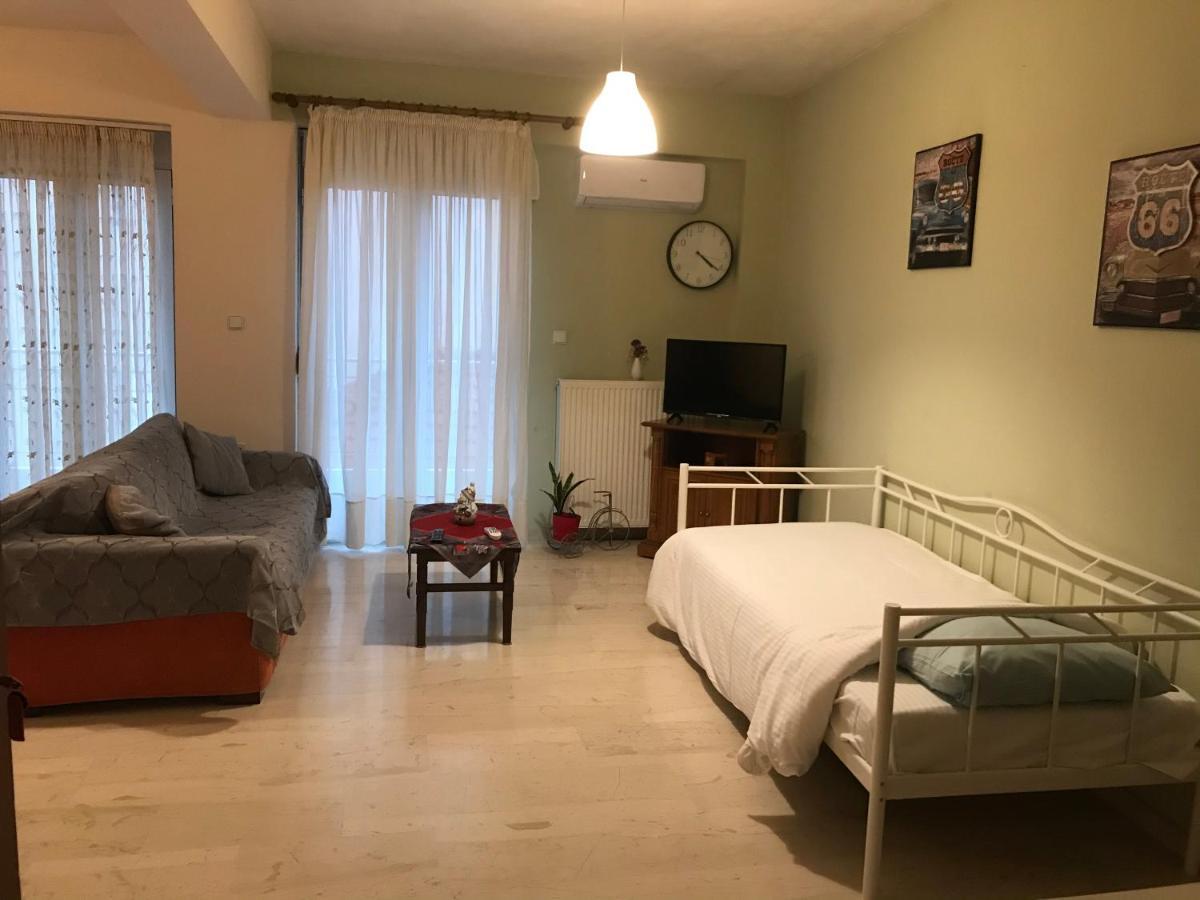Διαμέρισμα 65 Τμ Στην Καρδιά Της Πόλης Триполі Екстер'єр фото